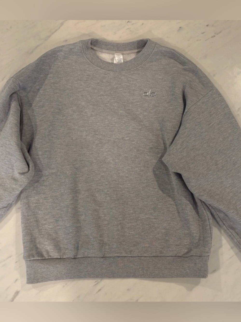 ALO Women’s Accolade Gray Crewneck Sweatshirt